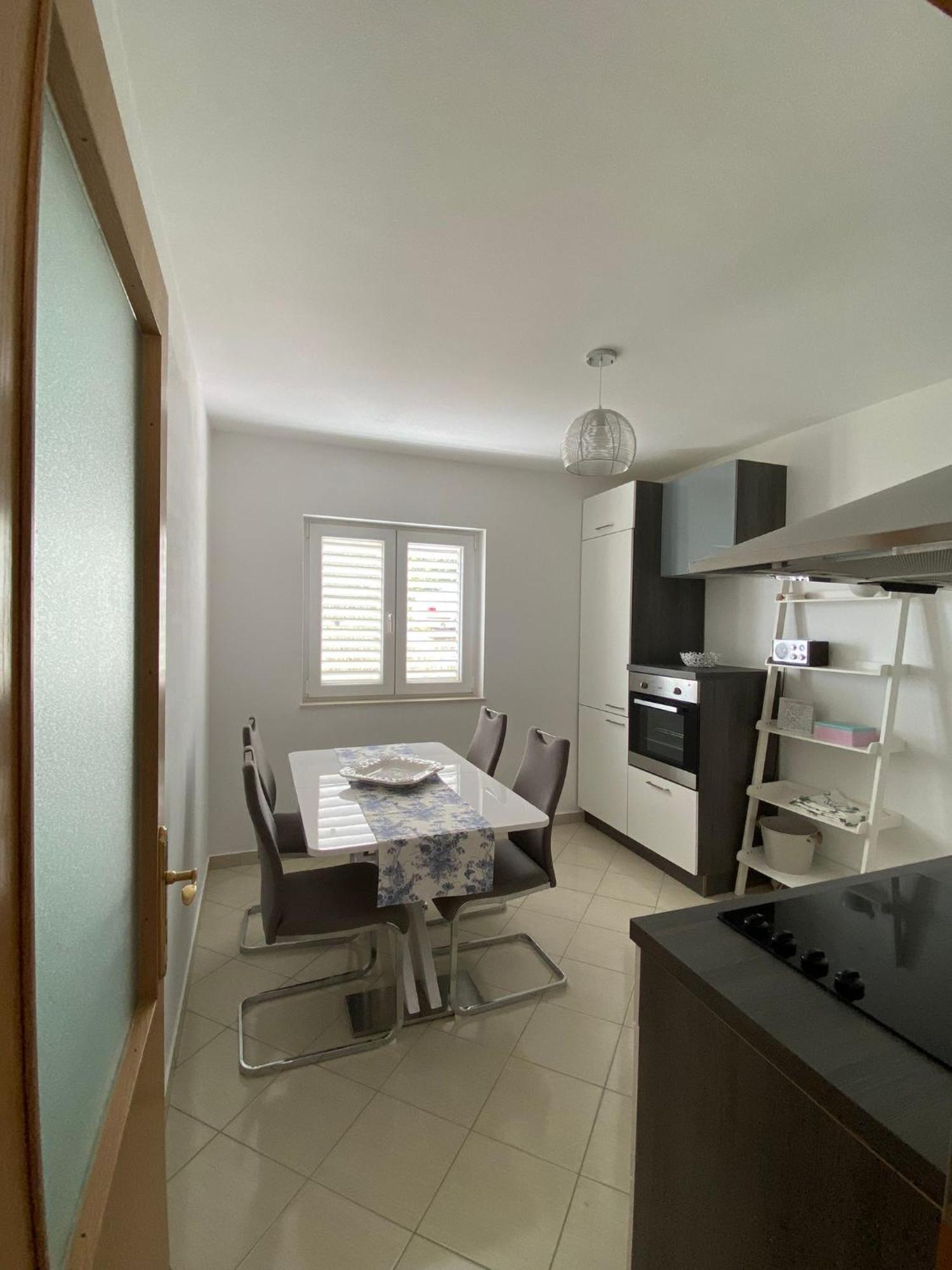 Panorama Apartment Jakov Omis Ngoại thất bức ảnh